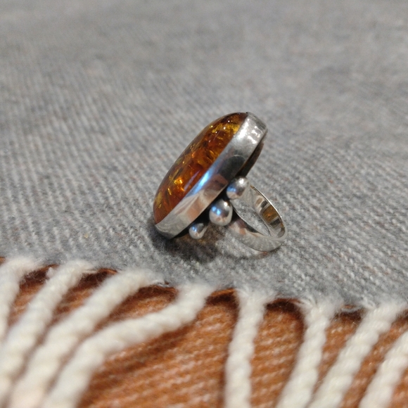 Amber ring - Picture 3 of 5